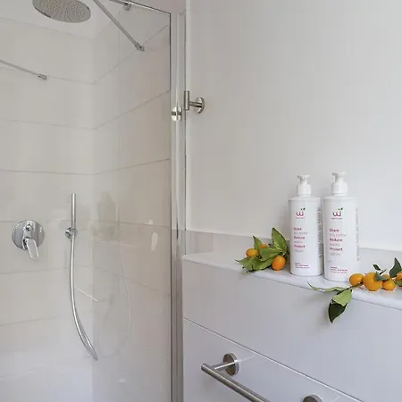 Apartment Casa A Nervi By Wonderful Italy *